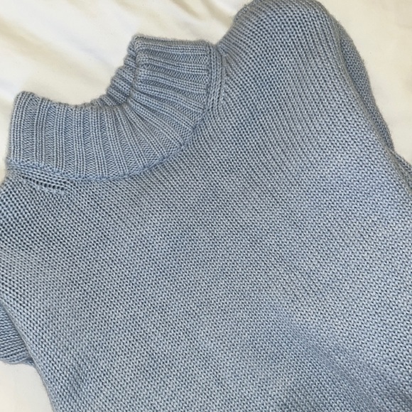 Aritzia Sweaters - Aritzia Wilfred Harper Sweater